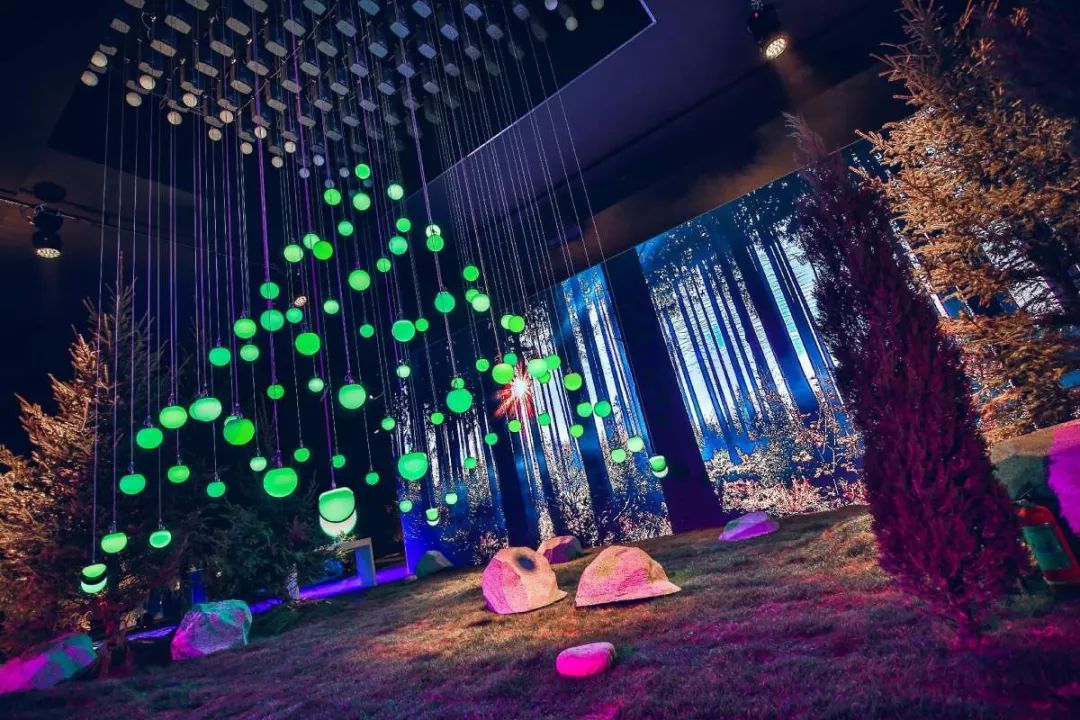 這部座駕的發(fā)布會(huì)太浪漫溫馨了，真的是為愛選擇｜態(tài)度有腔調(diào)
