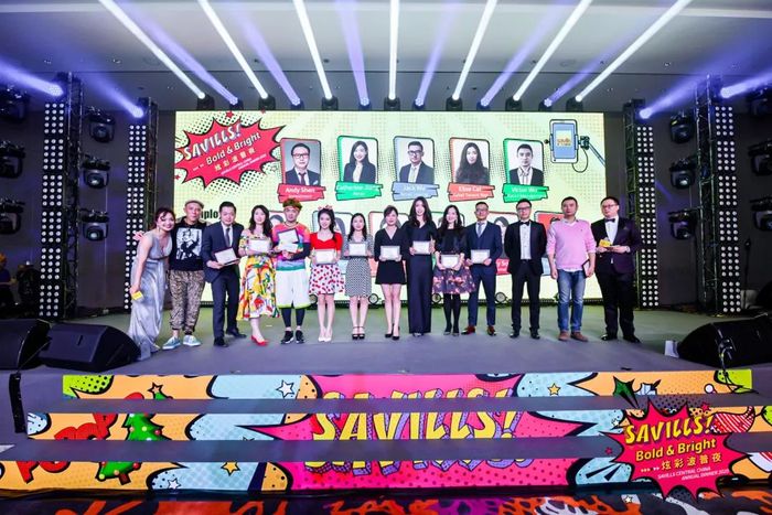 奇光異色的年會活動策劃當屬Savills最敢玩，不遺余力玩轉(zhuǎn)色彩