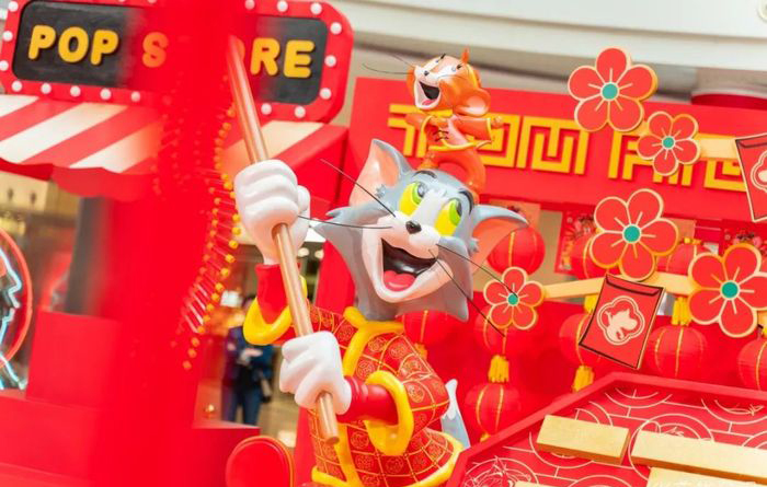 TOM&JERRY“密謀”的新春快閃店活動(dòng)悄然開始，帶著醒獅前來(lái)報(bào)道