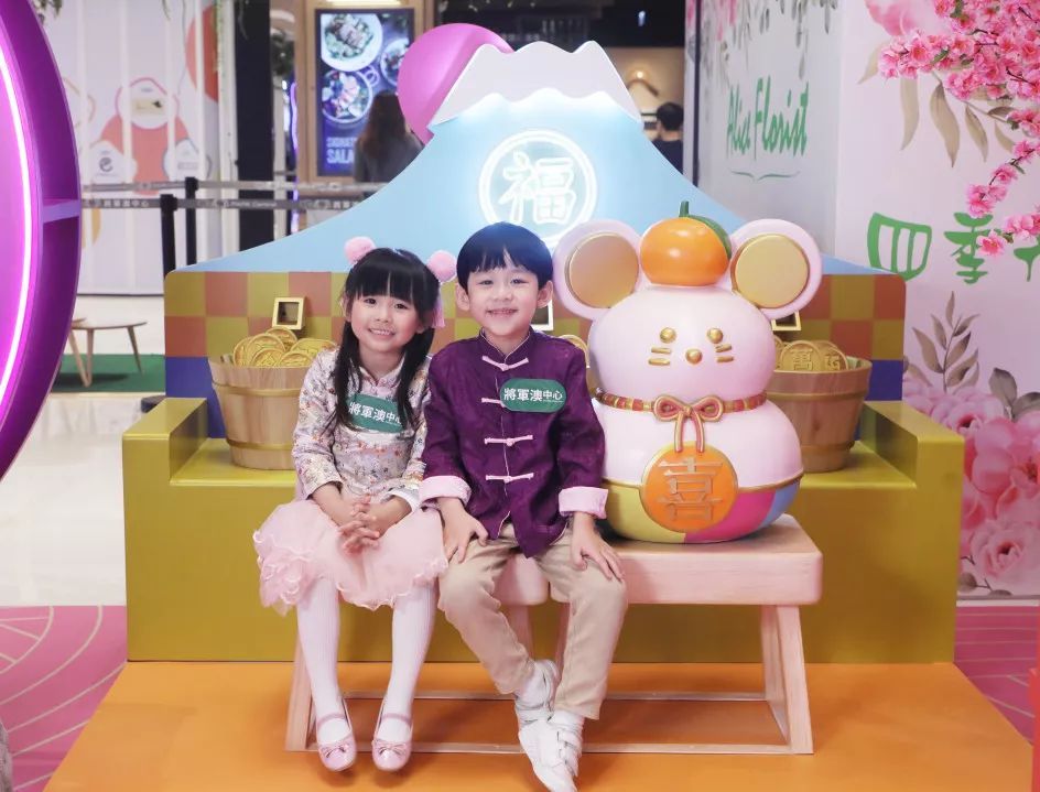 這等歡樂可愛的商場美陳展覽活動(dòng)將一一刷新了你的朋友圈 - 第81張 - 會(huì)展活動(dòng)策劃CCASY.COM 這等歡樂可愛的商場美陳展覽活動(dòng)將一一刷新了你的朋友圈 - 第81張