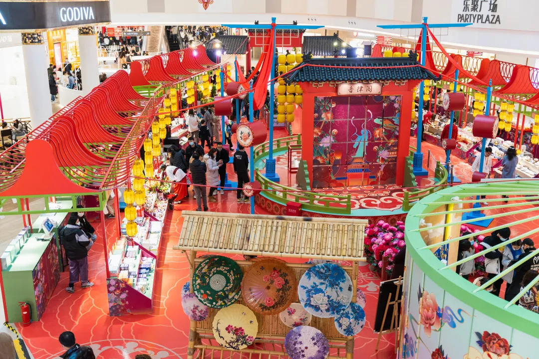 國(guó)風(fēng)年宵創(chuàng)意市集活動(dòng)策劃活脫脫的一場(chǎng)大型春節(jié)園游會(huì)，熱鬧繁華